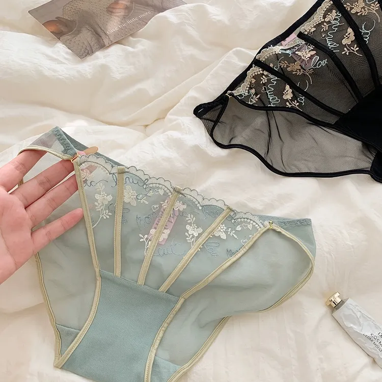 法式轻奢女士内裤性感纯欲风夏季蕾丝薄款日系低腰立体刺绣三角裤