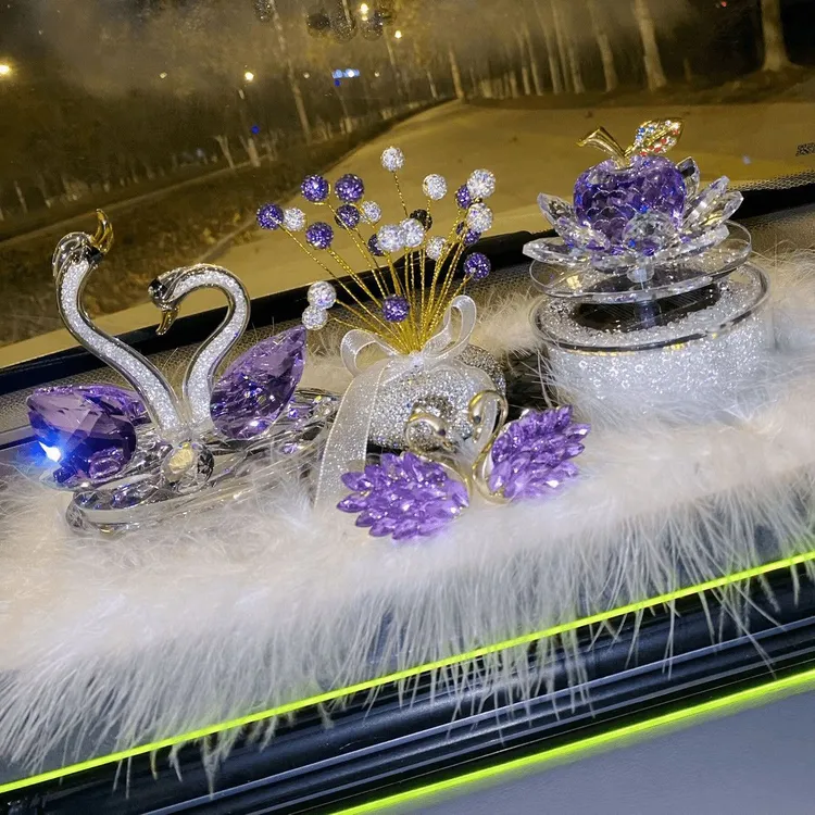 太阳能旋转莲花摆件香薰旋转摆件水晶天鹅摆件网红太阳能旋转摆件