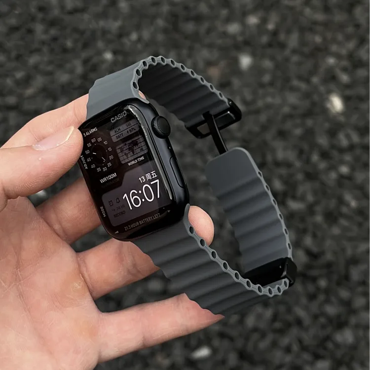 海洋硅胶磁吸简约适用苹果S11手表带AppleWatchsS109876Ultra32代