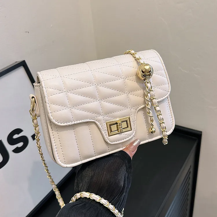 小香风斜跨包包女2024新款高级感时尚洋气小方包百搭菱格链条单肩