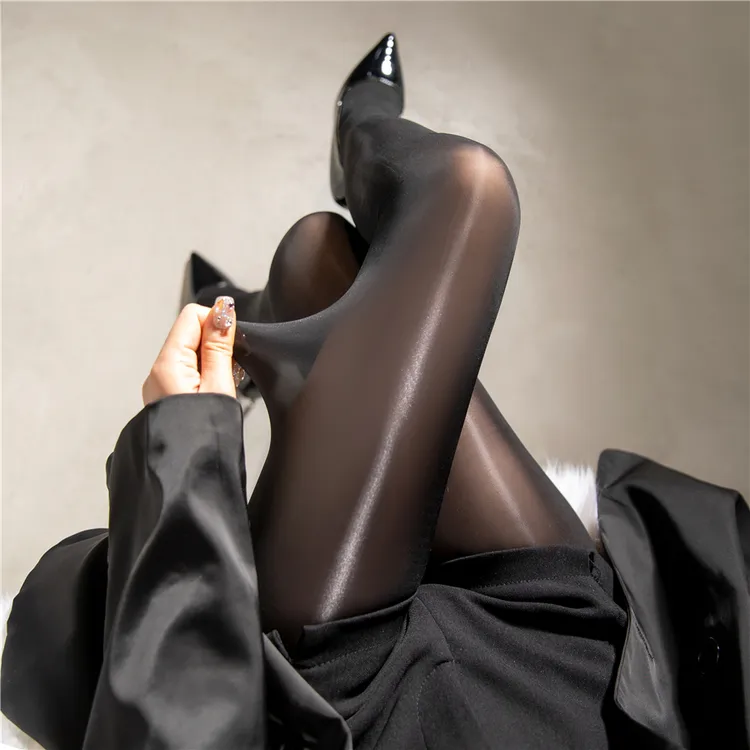 极光马油袜女性感美腿油亮光滑黑丝袜防勾丝黑色连裤袜薄款打底裤