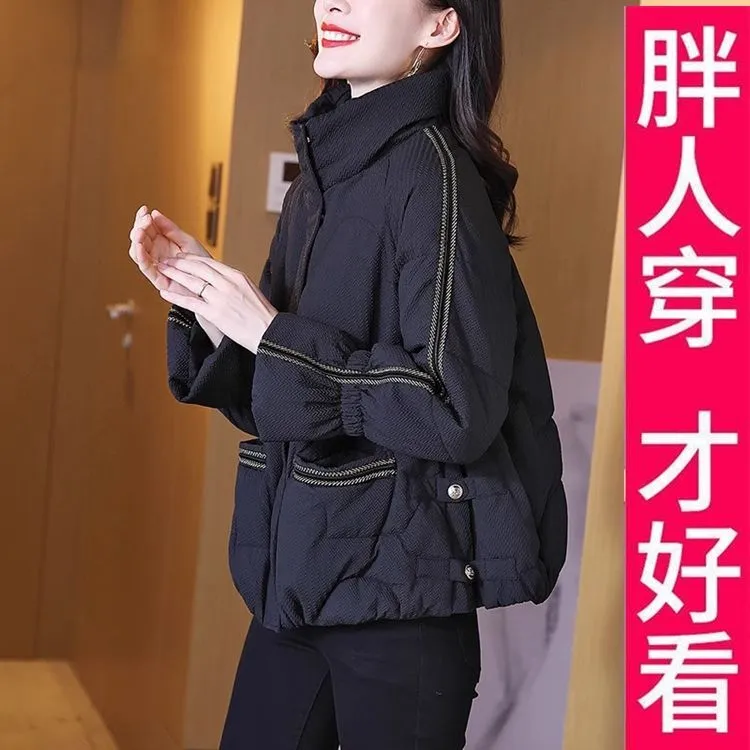 200斤高档高领羽绒服女设计感宽松面包服冬装外套春日休闲风