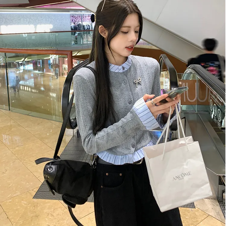 灰色假两件针织开衫女2025设计感拼接荷叶边复古短款长袖上衣