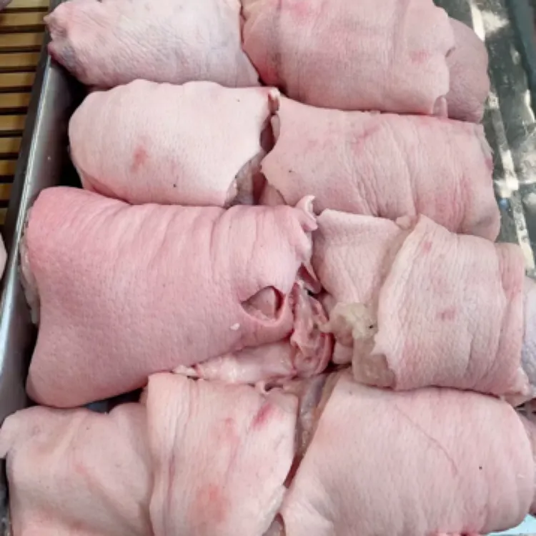 猪肘皮 新鲜大块烤毛发货 5斤顺丰包邮（高压锅煮50分钟）