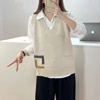 V领马甲女宽松2025春装新款爆款洋气套头百搭针织衫口袋马夹上衣