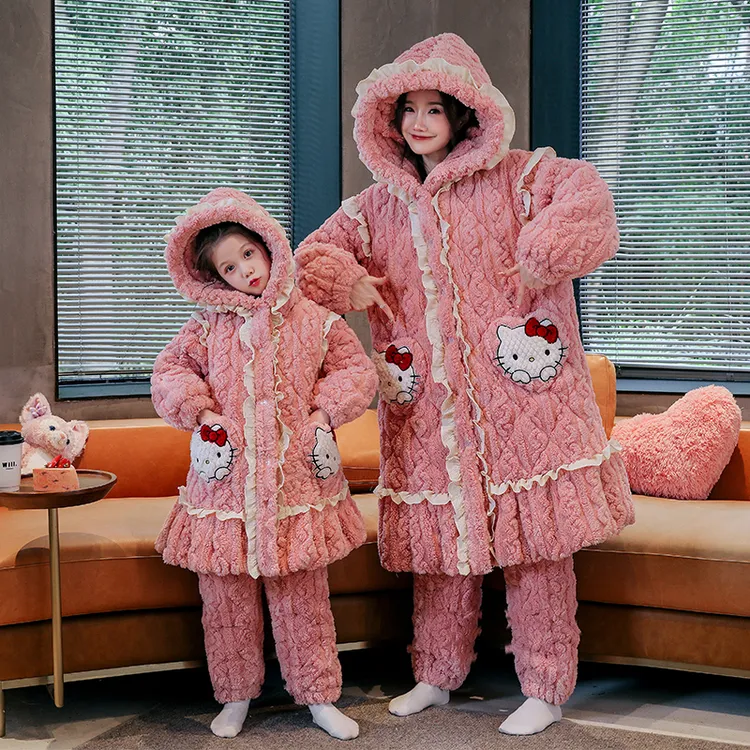 冬季女童珊瑚绒睡衣冬款三层夹棉加绒加厚款儿童家居服女孩亲子装