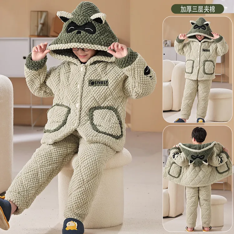 男童睡衣冬季珊瑚绒加厚加绒中大童男三层夹棉家居服卡通连帽套装