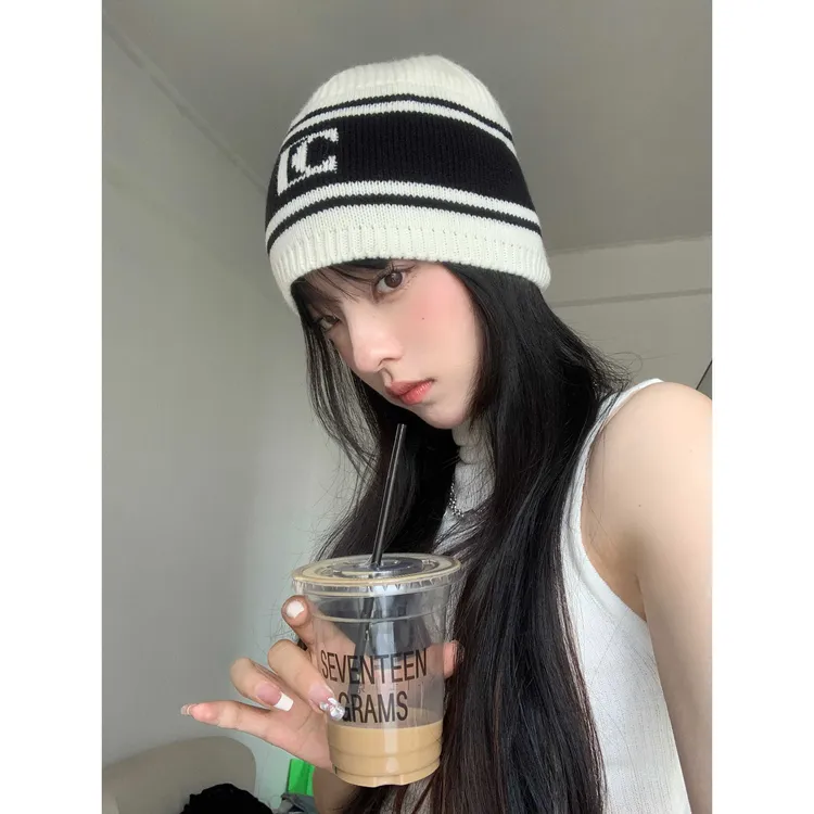 慵懒氛围感~韩国字母黑白羊毛针织帽女秋冬百搭冷帽显脸小毛线帽