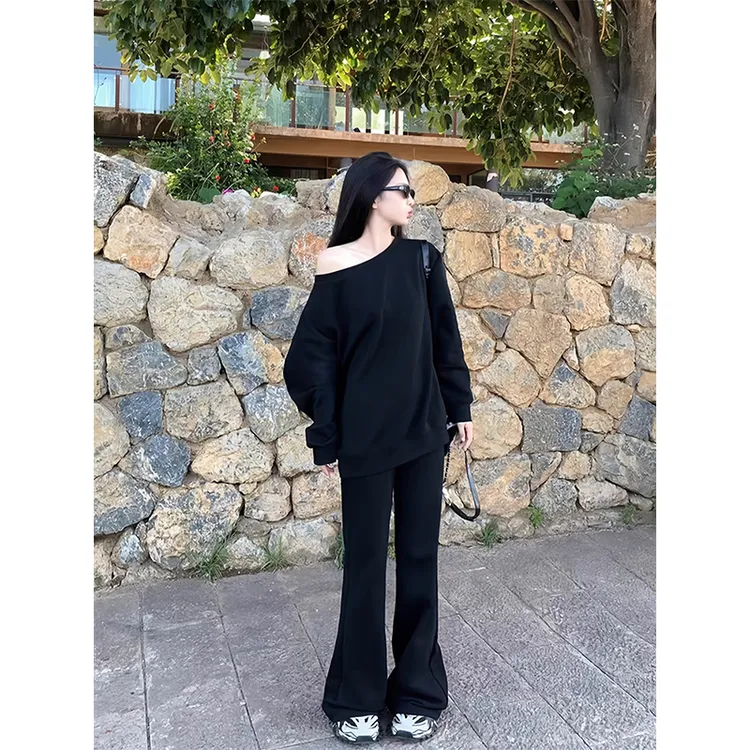时尚套装女春季慵懒宽松设计感斜肩长袖卫衣显瘦微喇休闲裤两件套