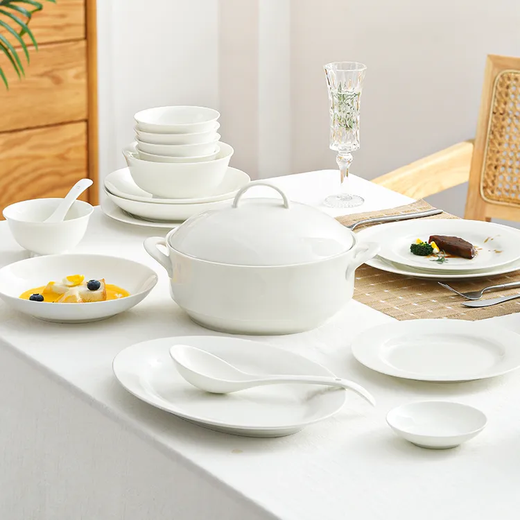 Yomerto简约餐具套装2024新款景德镇陶瓷碗盘套装家用高温釉下彩