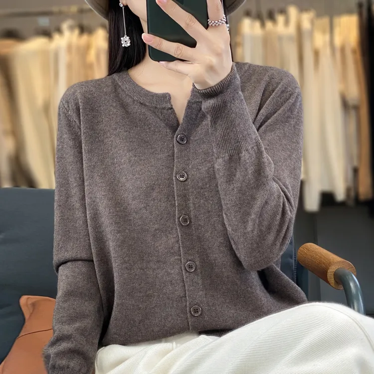 柔软亲肤！秋冬新款加厚女士长袖针织衫时尚百搭圆领宽松纯色