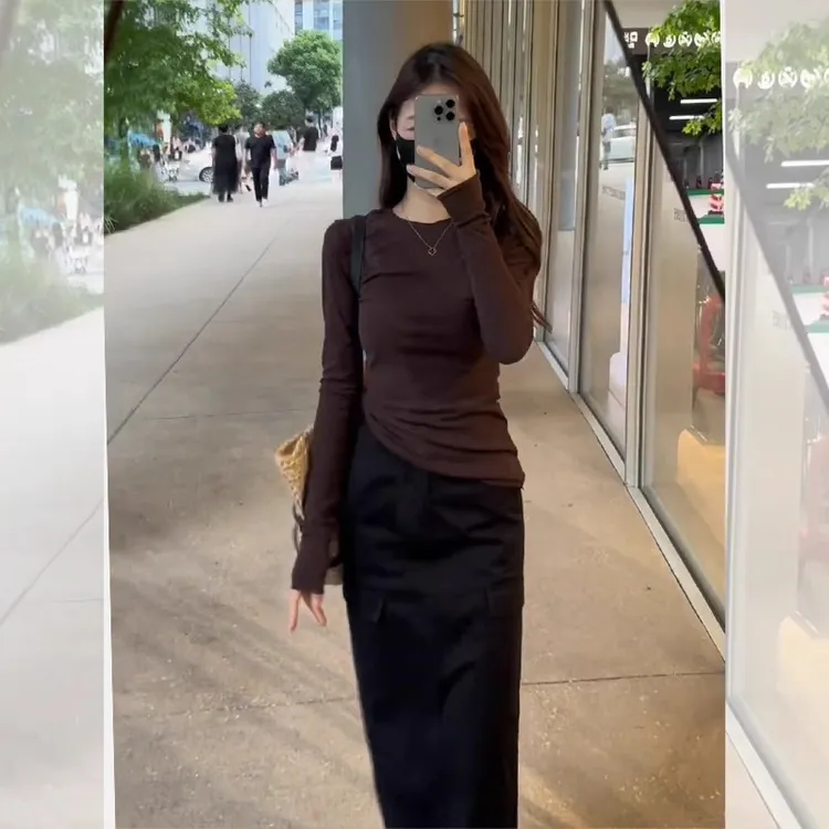 咖色圆领正肩修身短款内搭打底衫上衣女初秋韩系穿搭长袖紧身t恤