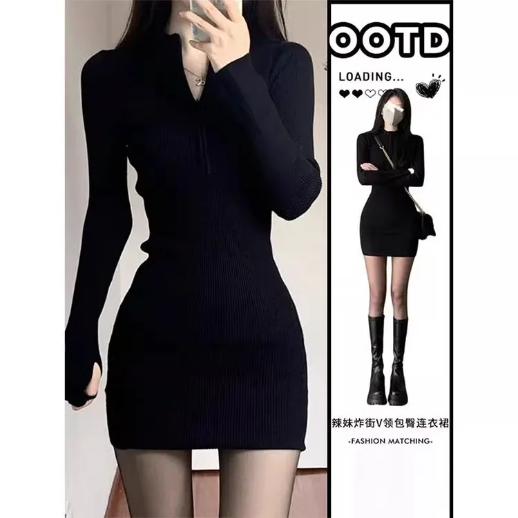 针织长袖连衣裙子秋季穿搭2025年新款女装辣妹修身裙包臀裙女
