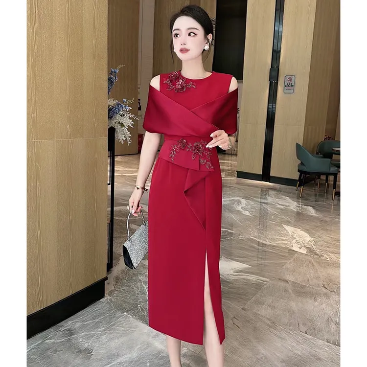 喜婆婆喜妈妈装轻奢名媛高档婚庆装修身洋气红色高端宴会晚礼服女