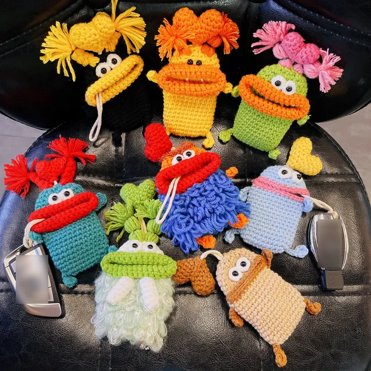 创意可爱香肠嘴毛线汽车钥匙套壳包扣汽车遥控钥匙包通用汽车挂件