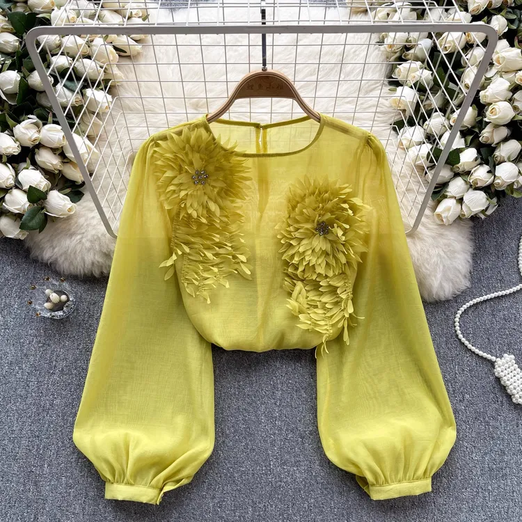 法式上衣女装2024新款春款设计感立体花修身百搭泡泡袖套头衬衫女