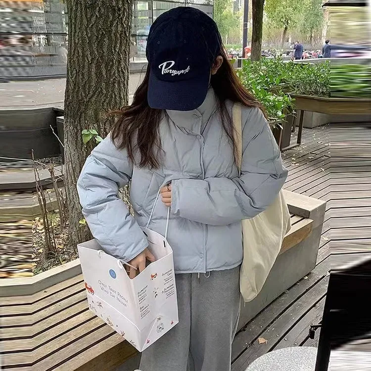 奶呼呼短款天空蓝羽绒服女2023年新款小个子韩版白鸭绒冬季外套潮