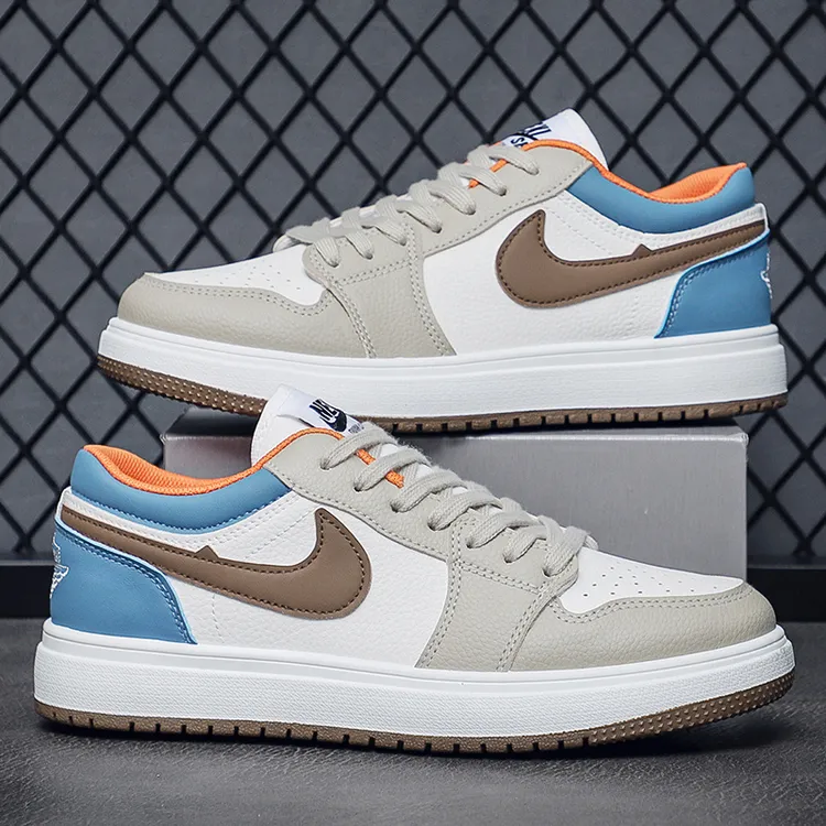 新款时尚休闲板鞋