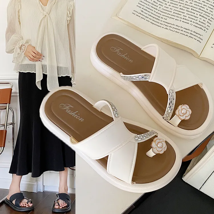 厚底拖鞋女钻带花朵外穿时尚一字拖休闲防滑女凉拖鞋拖鞋夏家居