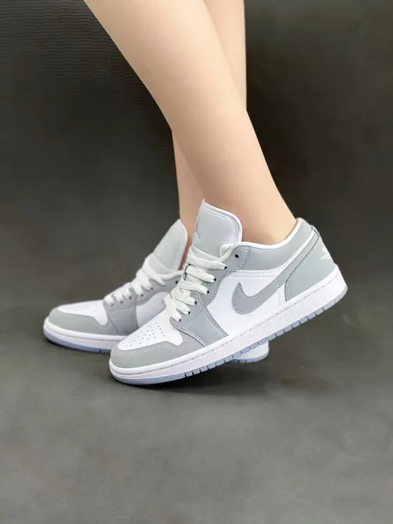 Air Jordan 1 Low AJ1灰白小迪奥牛皮潮流男女低帮休闲篮球鞋板鞋