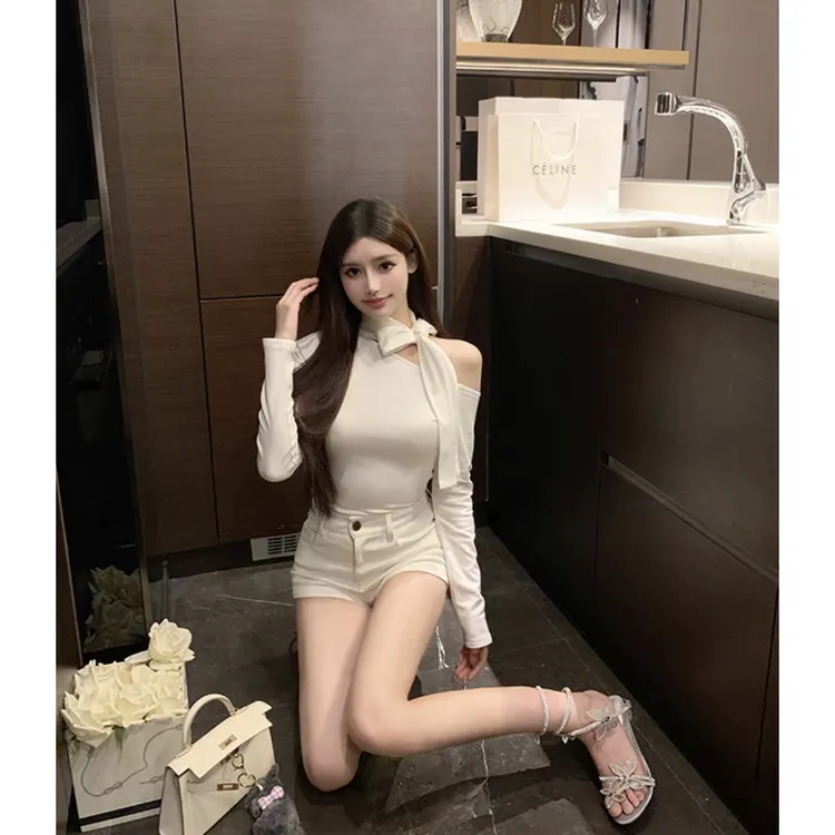 【77定制】♥飘带♥露肩长袖T恤新款设计感纯欲上衣显瘦辣妹气质修身