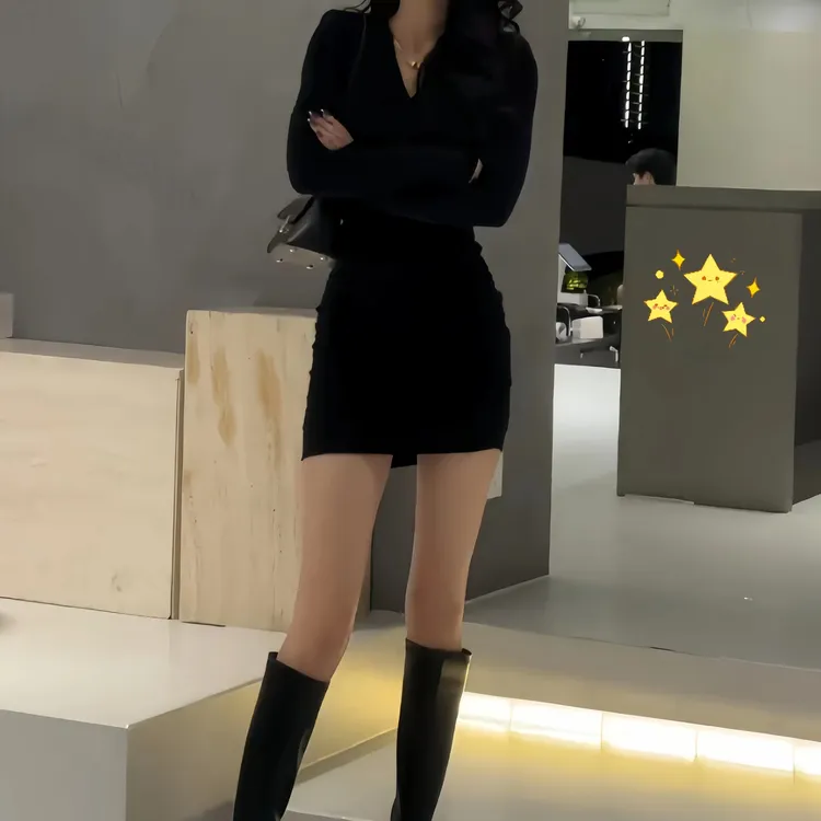 连衣裙女长袖春秋2025新款加绒收腰交叉V领显瘦打底内搭包臀短裙