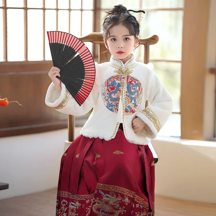 女童冬装汉服新款儿童冬季中国风马面裙套装女孩新中式拜年服唐装