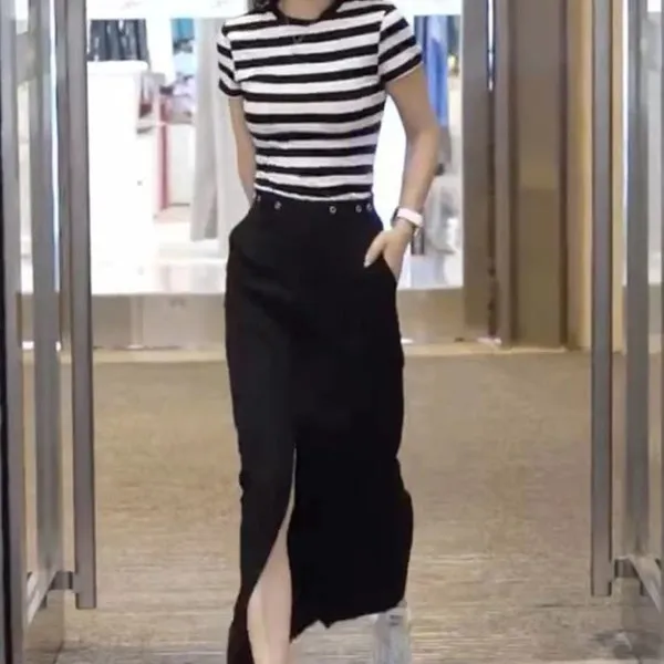 新款圆领条纹打底衫高腰开叉半身裙显瘦