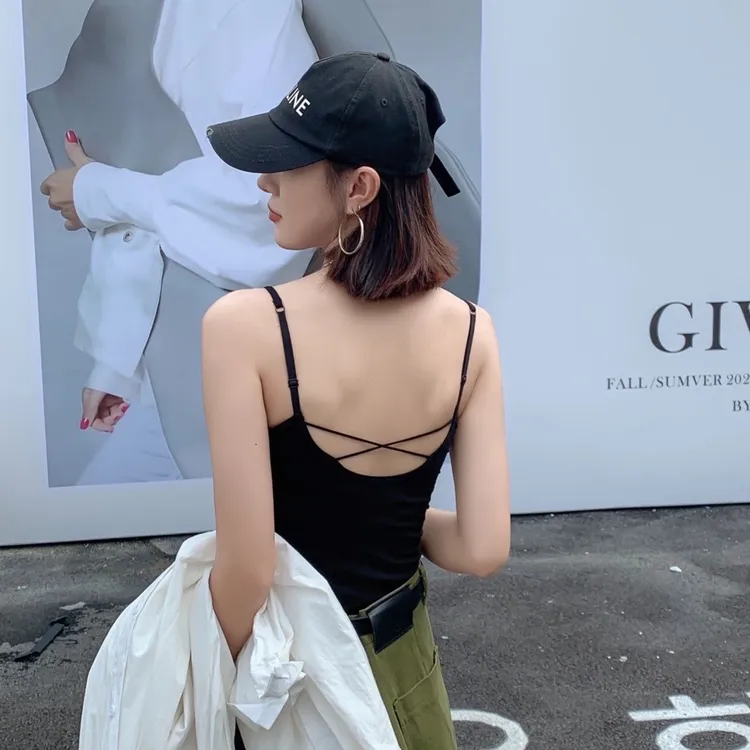 《CH.Y精选》新款后背交叉百搭内外穿搭自带胸垫高颜值美背背心打底