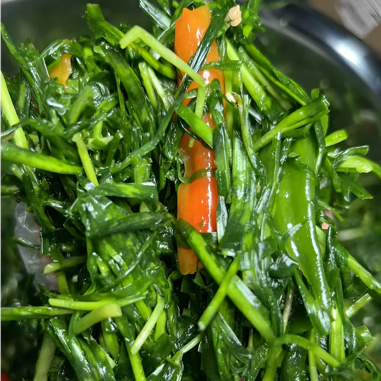 安徽农家辣椒腌韭菜好吃下饭菜咸菜