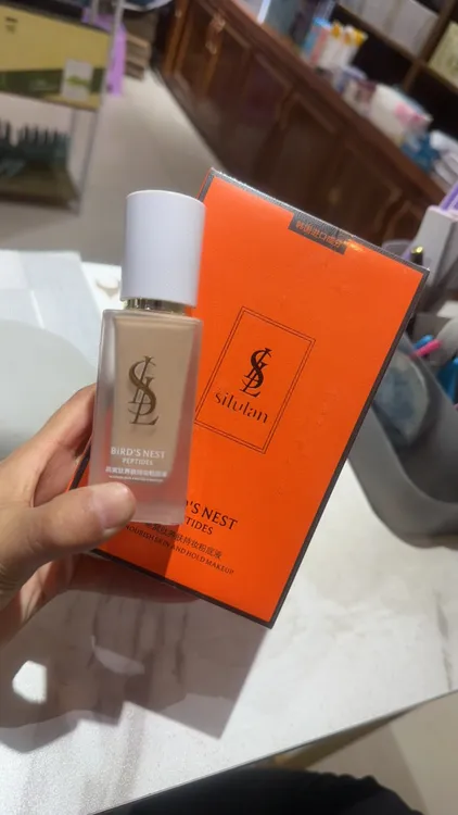 燕窝肽养肤持妆粉底液