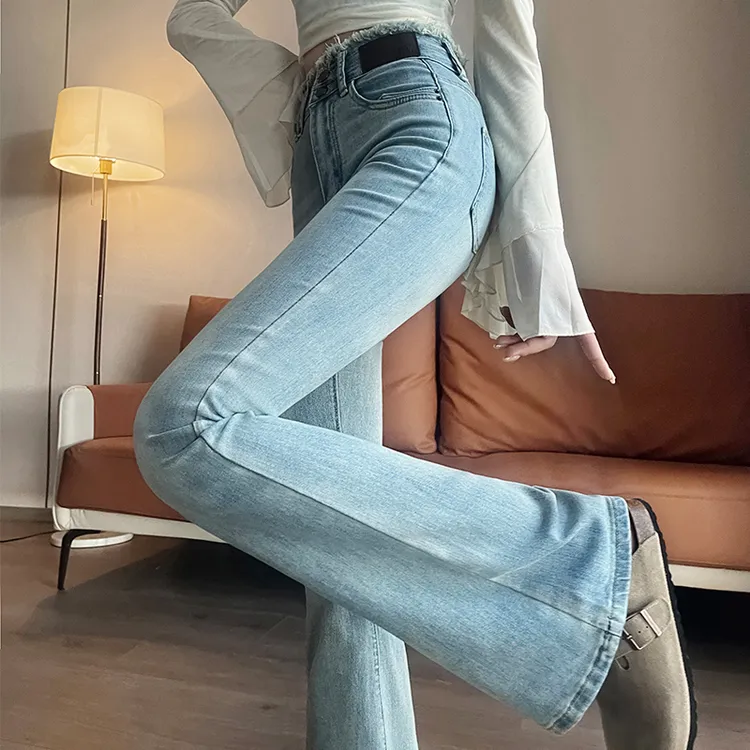 蜜蜜穿搭浅蓝色微喇叭牛仔裤女2025秋季新款高腰提臀小个子马蹄裤