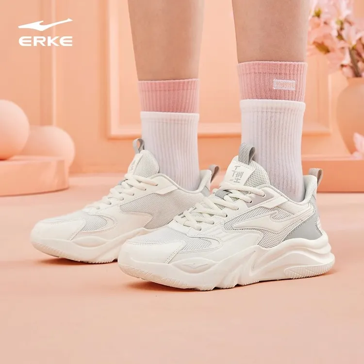 桀骜2.0 鸿星尔克休闲运动鞋女鞋新款百搭轻便软底轻便春季减震