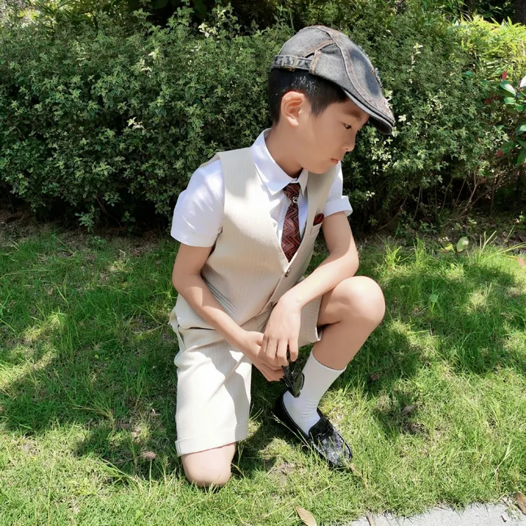 沁妍男孩夏季白短袖米色马甲男童生日派对薄套装小学生主持人礼服