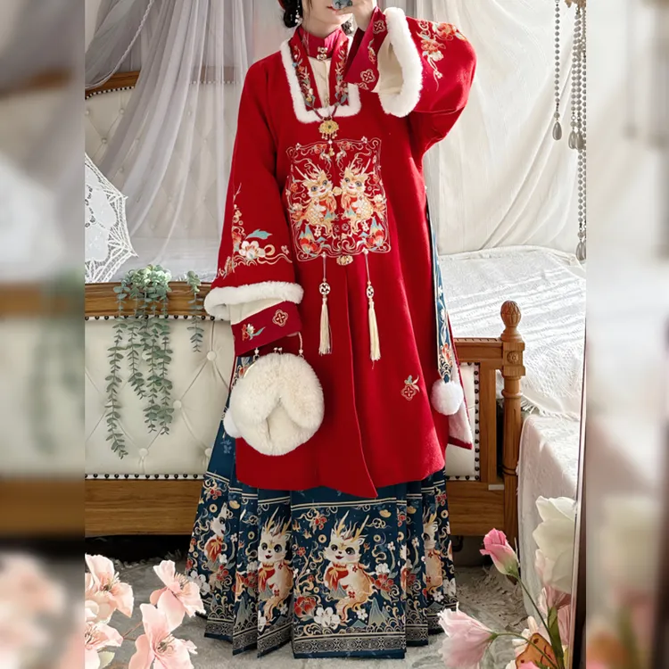 泽芷原创汉服女福运龙龙明制合领长袄加绒加厚刺绣日常马面裙冬款