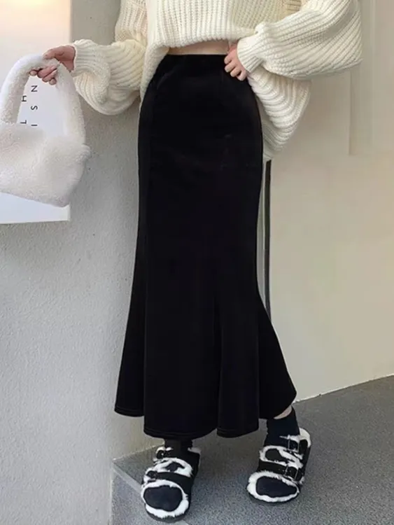 大码法式黑色丝绒百搭百配显瘦遮肉鱼尾半身裙80701
