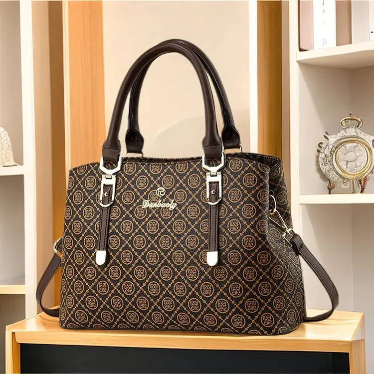 母亲节送妈妈婆婆生日礼物送长辈丈母娘中老年人实用高档时尚包包