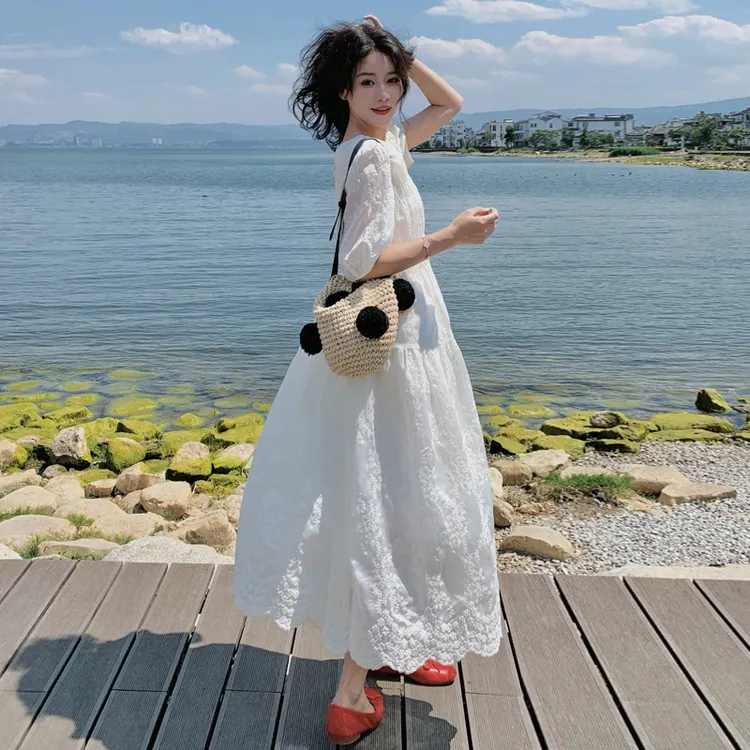 法式慵懒风刺绣连衣裙女2025夏季新款高级感气质优雅时尚高腰长裙