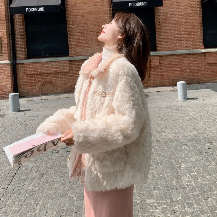 小香风羊羔绒外套女秋冬2025新款高级感小个子短款加厚毛绒外套女