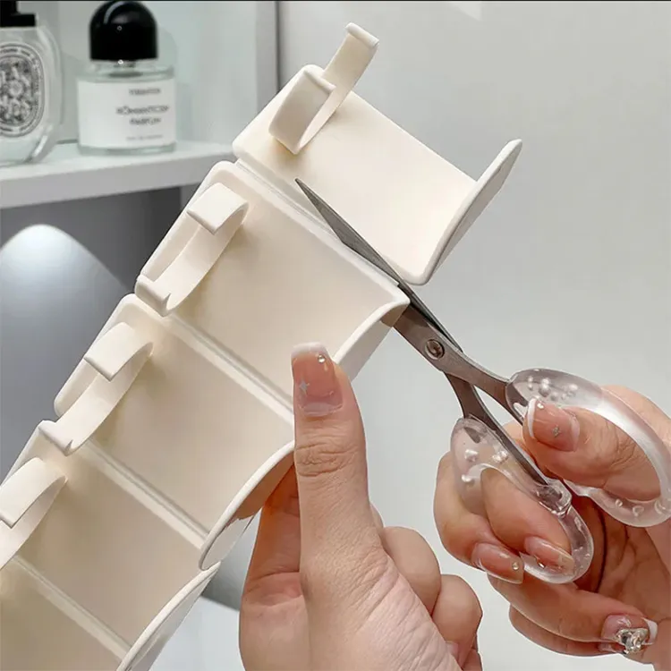 柜收纳神器打孔柜内背面多功能家用学生便捷厕所洗澡间置物架大全