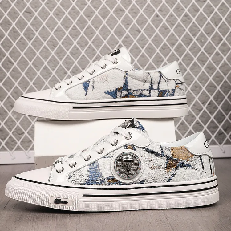 【尤莱特】酷奇男鞋小白鞋夏季潮鞋时尚休闲百搭透气低帮板鞋男士