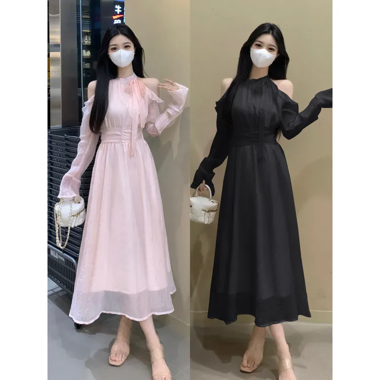 大码女装优雅女神露肩挂脖连衣裙收腰设计感显瘦连衣裙