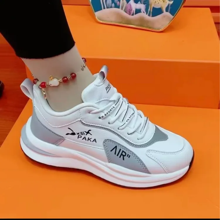 派卡皮面加绒秋冬男女同款轻便软底超轻时尚跑步休闲老爹运动鞋