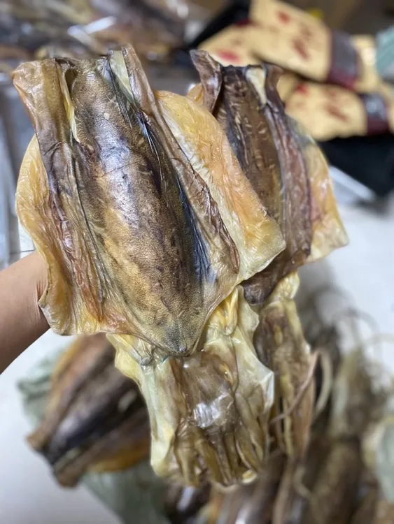 特大本港墨鱼干吊晒无盐新鲜海味