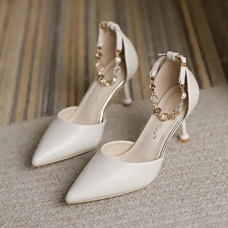 【壹晨】包头凉鞋女细跟2025年夏季新款百搭一字扣带尖头中空单鞋