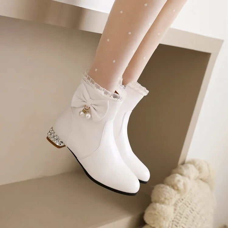 女童高跟鞋6-12岁秋冬儿童靴子中大童短靴白色演出鞋小孩公主皮靴