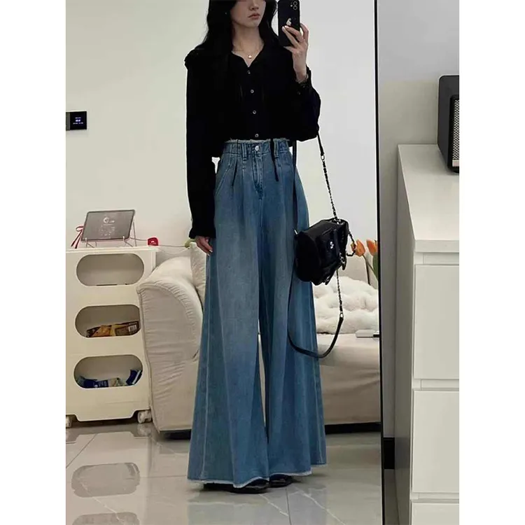 春装搭配一整套2025新款穿搭设计感衬衫上衣显瘦百搭牛仔裤两件套