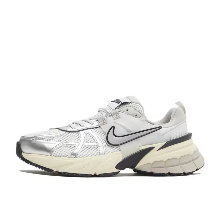 Nike耐克NIKE V2K RUN休闲人生跑鞋「高能感」FD0736-100