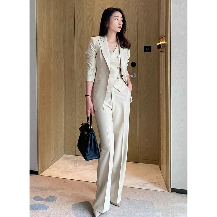 高级感秋冬季气场强大职业正装通勤显瘦马甲西装套装女长裤两件套