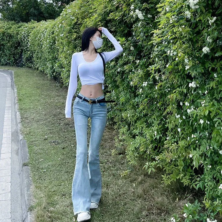 弹力微喇牛仔裤女春秋新款修身显瘦中腰辣妹百搭网感喇叭牛仔裤潮